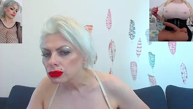 Golden__Girl__WOW__ webcam