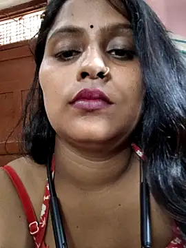 Jasmine_Januja webcam