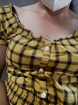 ana_hoa (F milf) - I am a poor girl. Please help me.