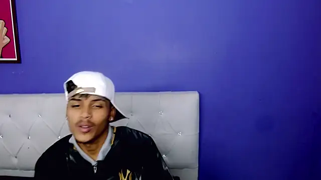 Angel_foxc13 webcam