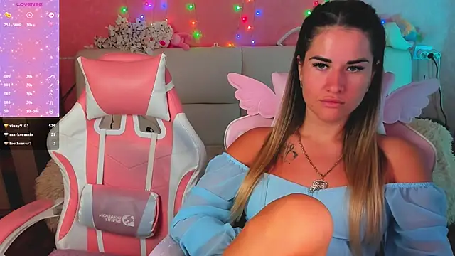 hotty_girls_here webcam