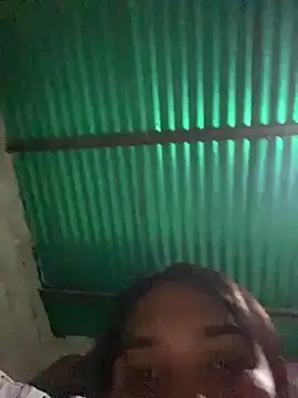 nina20xxxx webcam