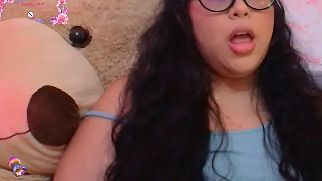 Mia_Carters webcam