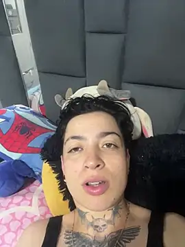Luisa_ale live cam on StripChat