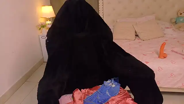 Ariana_girlhots webcam