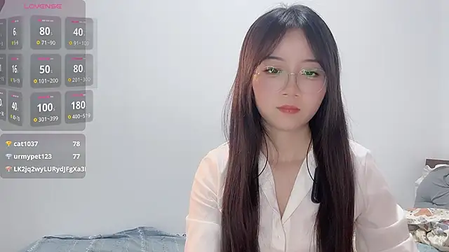 77-Vicky webcam