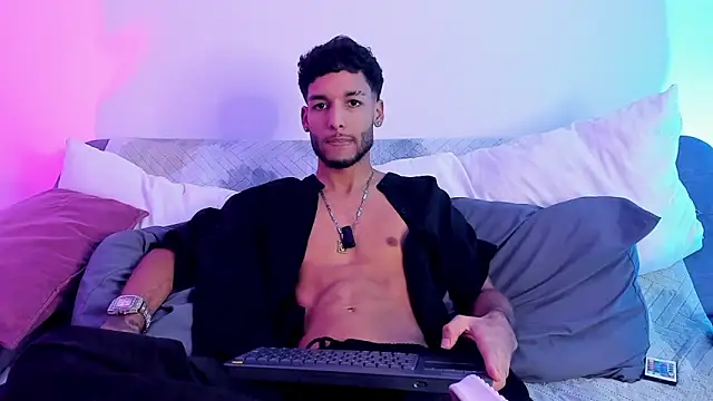 thiagoferreti (M twink) - show masturbate