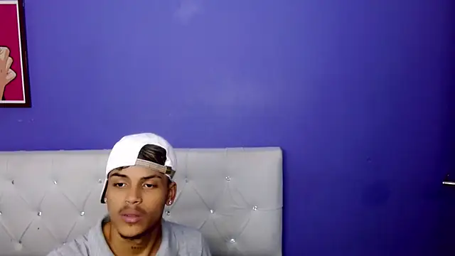 Angel_foxc13 webcam