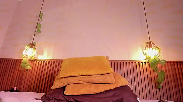 daphne_courtis webcam