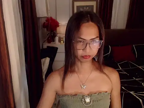 Nathalieheartt webcam
