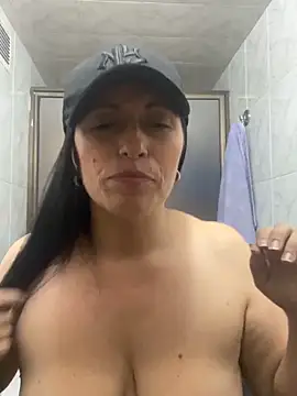 CatalinaSantana83 webcam