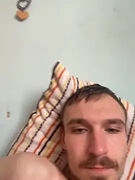 TheMaskShow webcam