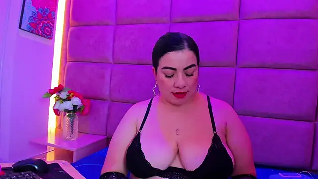 Emilyy_Moon_ webcam