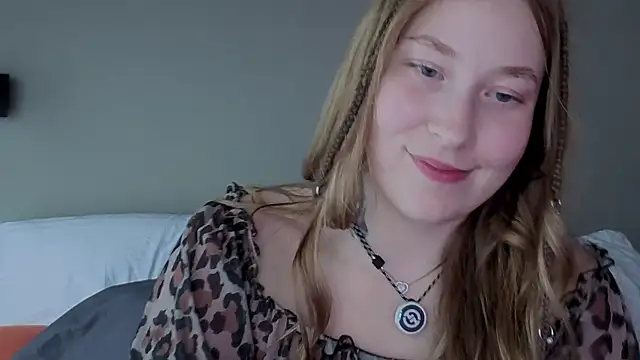 ShowmeYourfetish webcam