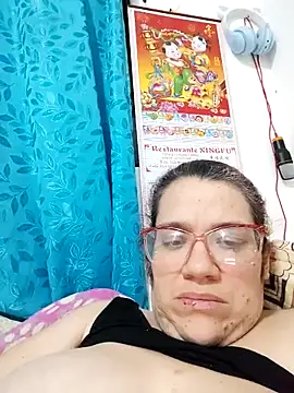 karlythoth@xh webcam