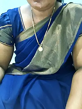 MaaliiiPonuTamil webcam