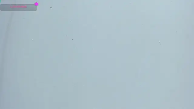 MissCurvyTop webcam