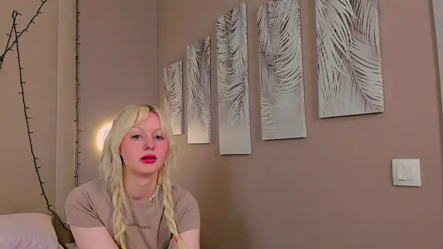 AdeleSilvy webcam