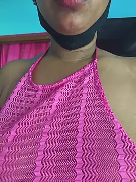 Mahira06 webcam