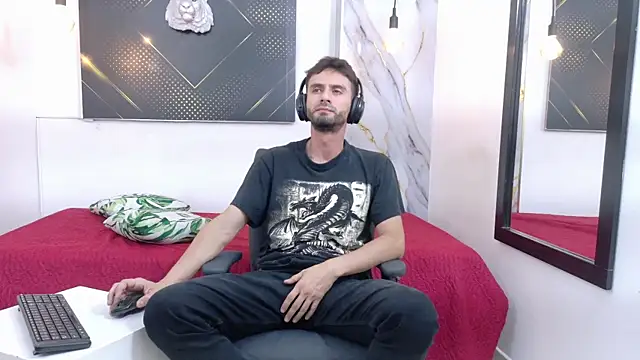 KingOfTemptation webcam