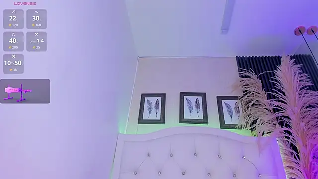 kitty_bluuee webcam