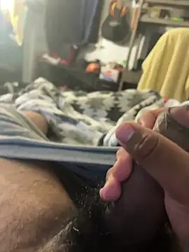 BIGPOPPSFORYOU webcam