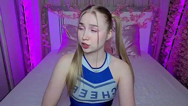 LilyStarlight webcam