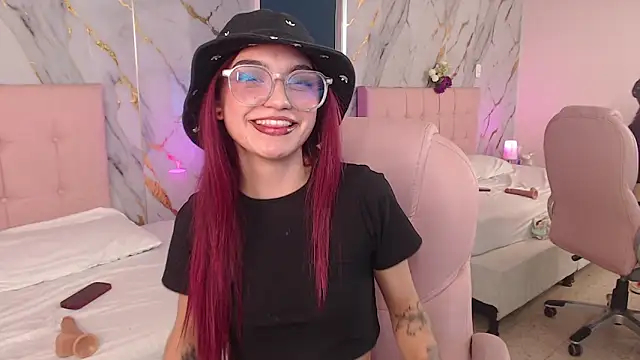 Red_kytty6 webcam