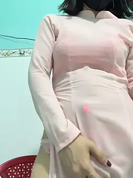 Nana-19 live cam on StripChat
