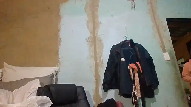 Nicky52 webcam