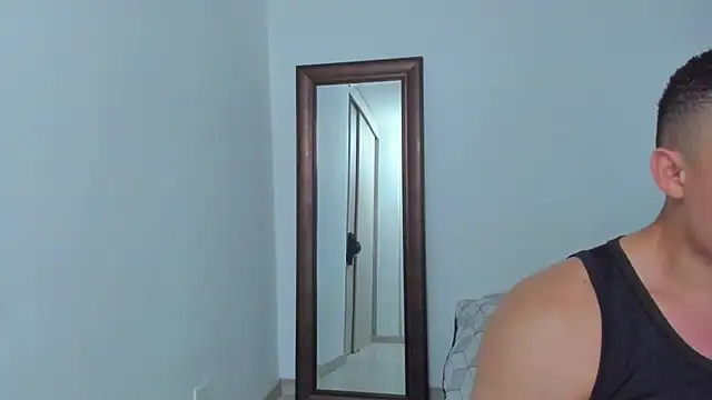 KingLevi01 webcam