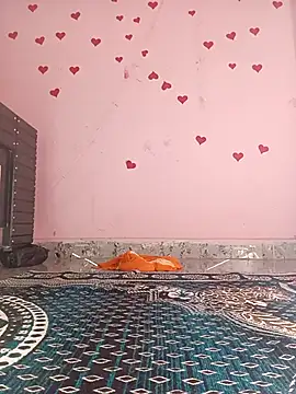 Saniya76 webcam