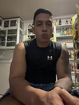 OliverWest04 webcam