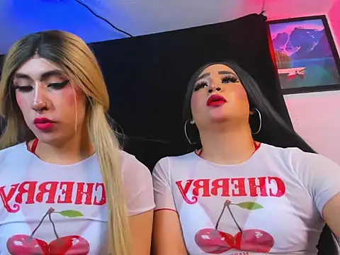 naughty_trans_dolls webcam