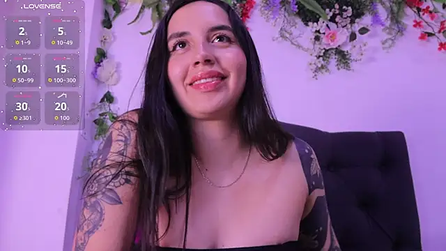 kaylee_lee live cam on StripChat