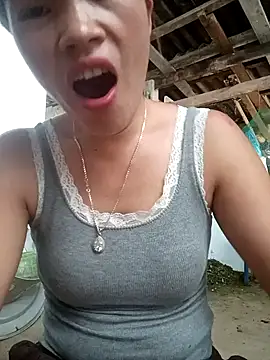 nangmo live cam on StripChat
