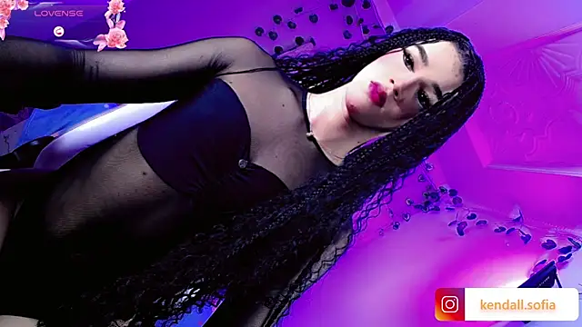 Sophiaa_doll_ webcam
