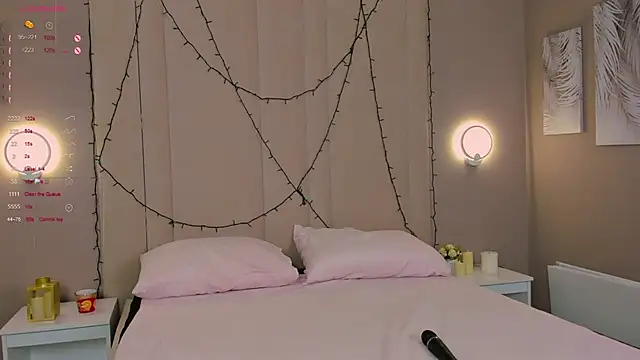 AdeleSilvy live cam on StripChat