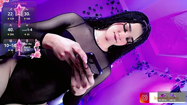Sophiaa_doll_ webcam