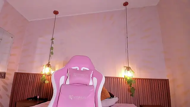 daphne_courtis webcam