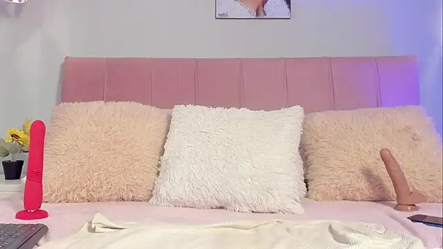 ScarletGV live cam on StripChat