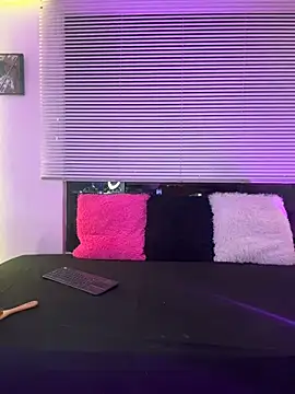 SussyRoxy_ live cam on StripChat