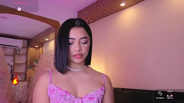 Chloe_monroee live cam on StripChat