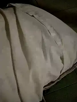 Min_nyy live cam on StripChat