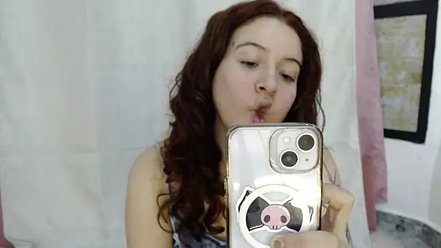 heykarlita live cam on StripChat