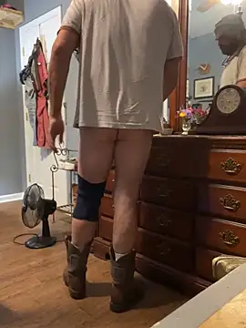 BootsAndCountry live cam