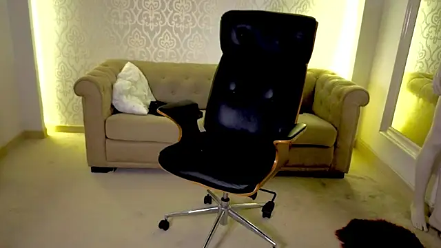 MaxKaiden webcam