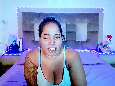 indiantopaz694u webcam