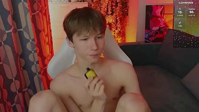 cuMte_boy webcam