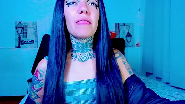 LannieGonzales webcam